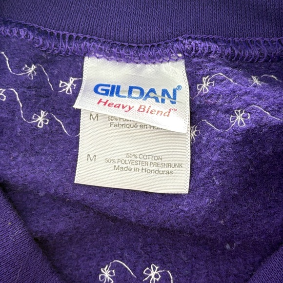 Gildan Purple Crew Neck Heart Patchwork Sweatshirt Coquette Cottagecore Vintage - Picture 10 of 12